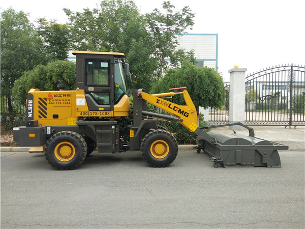 河南拋丸機,河南同步碎石封層車,河南無塵清掃機,河南拋丸機廠家|河南億龍機械設備有限公司 河南拋丸機,河南同步碎石封層車,河南無塵清掃機,河南拋丸機廠家|河南億龍機械設備有限公司